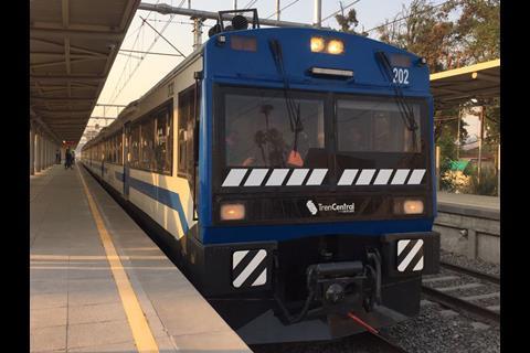 EFE began trial operation of its new commuter service between Santiago and Rancagua on January 24.